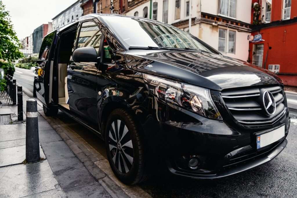 Best in NYC: Unveiling the Pinnacle of Auto Service with JetBlack Transportation 1