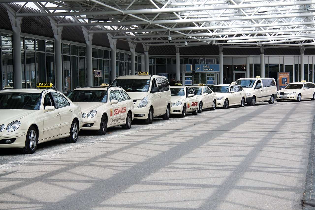 affordable airport car service