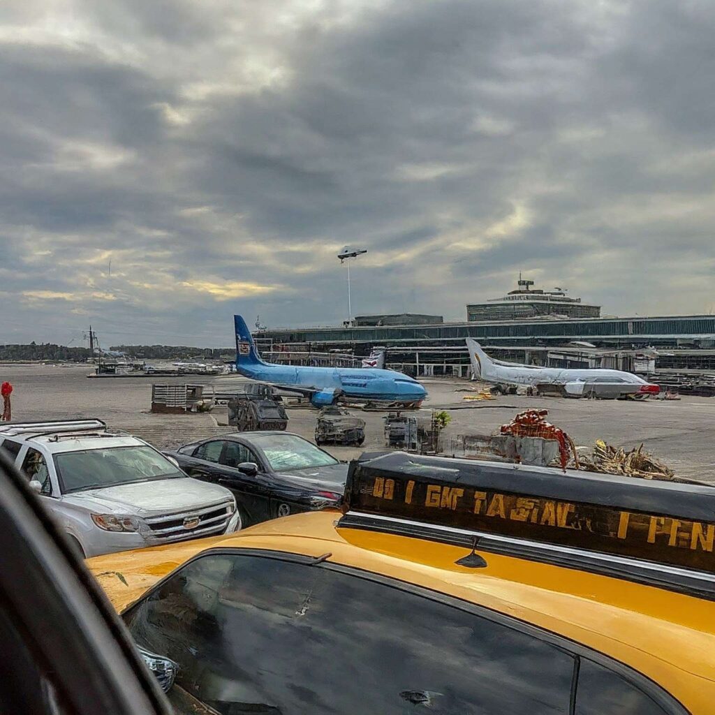 "From Port Washington to JFK: Your Luxurious Ride Awaits with JetBlack Transportations" 10